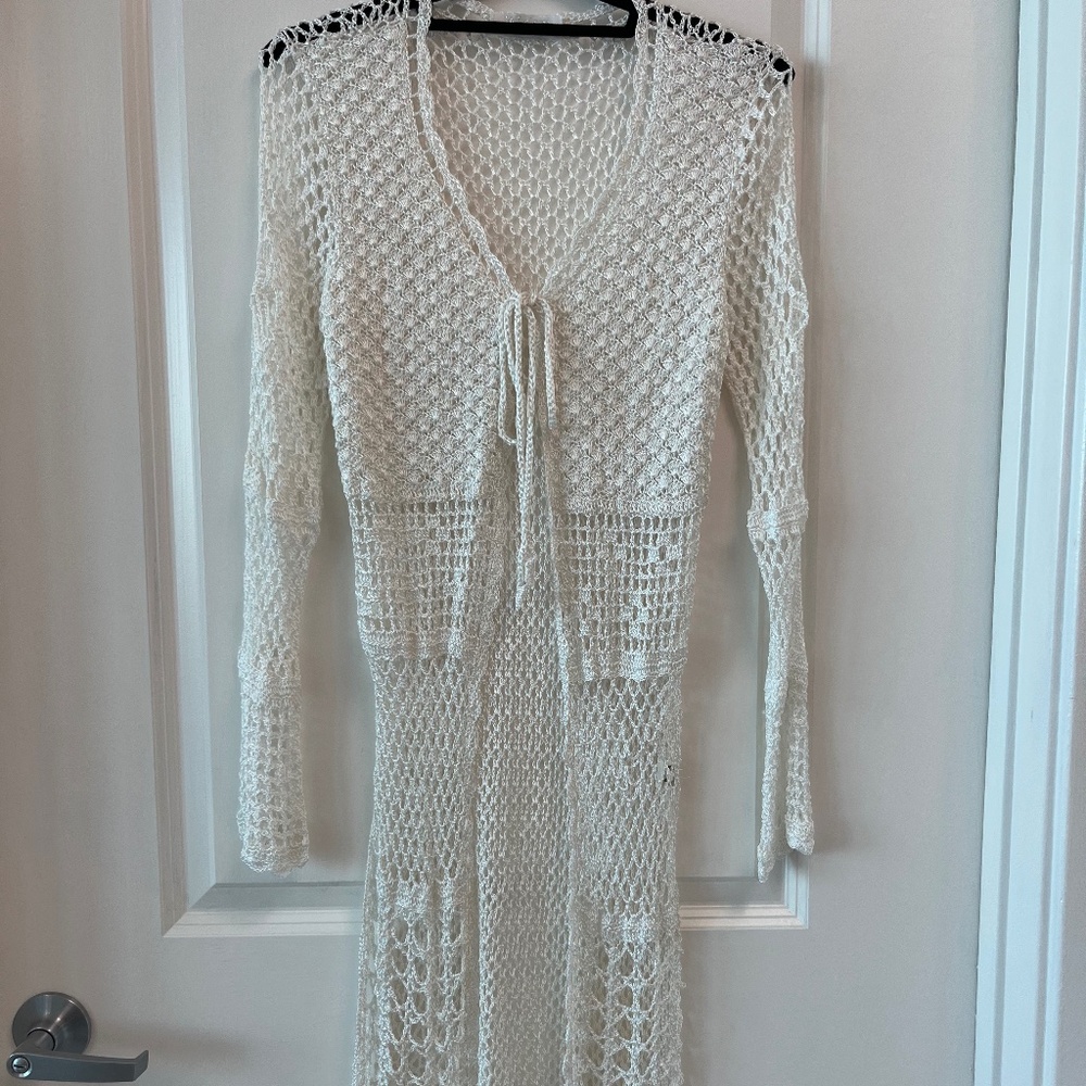 White Handmade Crochet Knit Dress with Bell Sleeves – Boho Beach Cover-Up